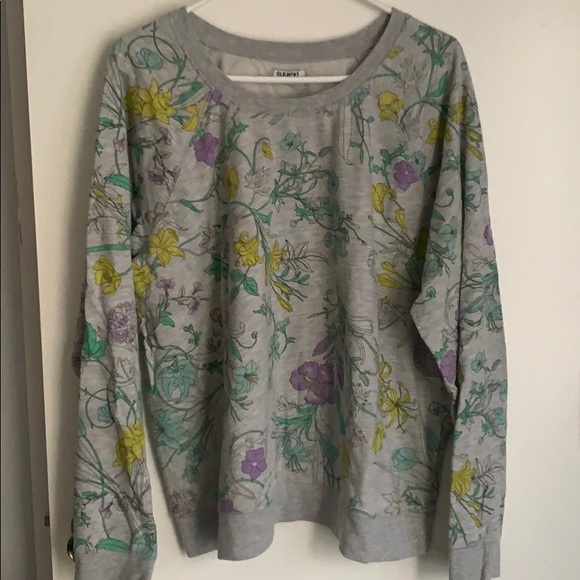Old Navy Tops - Old Navy floral, graphic crewneck sweatshirt Old Navy Tops - Old Navy floral, graphic crewneck sweatshirt